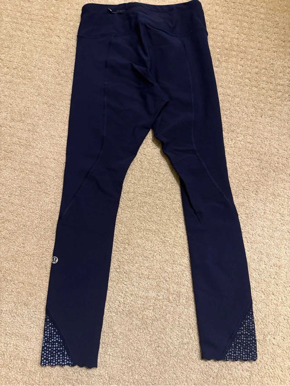 Lululemon Tight Stuff 7/8 Scalloped Reflective Hem - Navy SZ 4